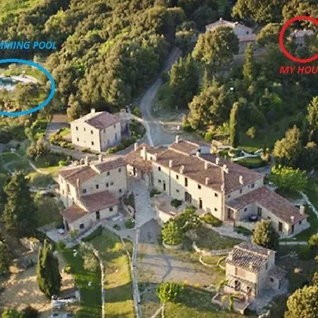 Casa Il Corbezzolo In Borgo Storico